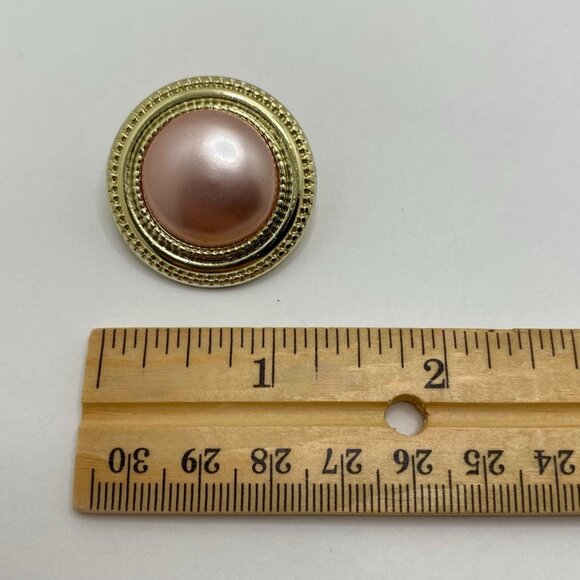 Vintage Faux Pink Pearl with Gold Tone Clip-on Earrings - Picture 7 of 7